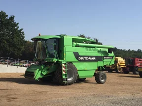 Moisssonneuse deutz.jpg