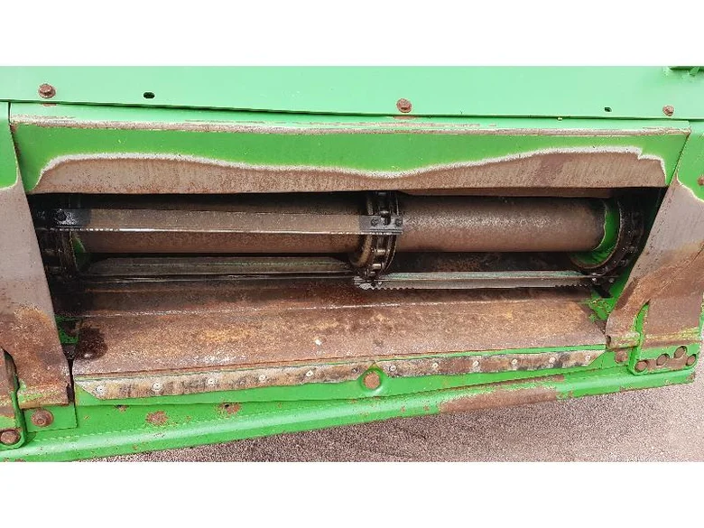 Cosechadora JOHN-DEERE C670