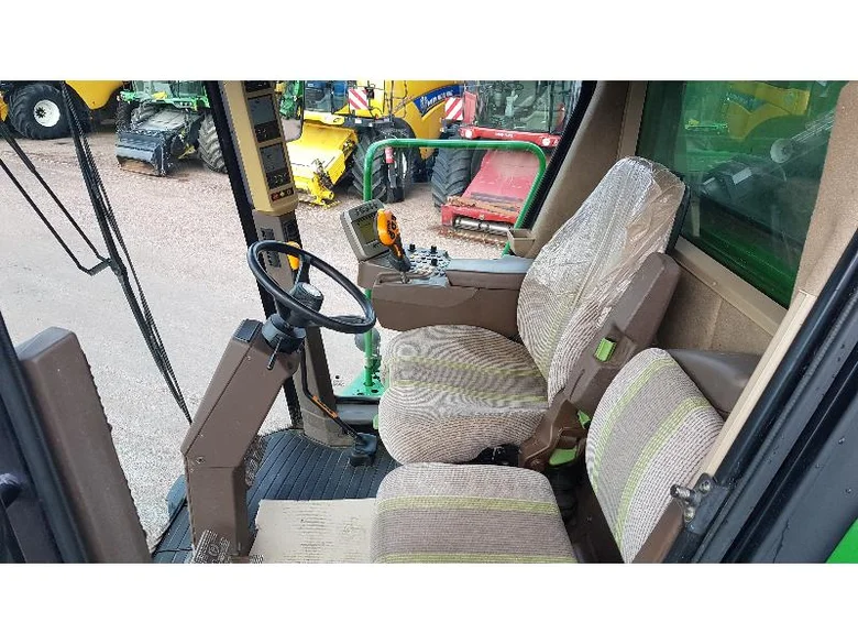 Cosechadora JOHN-DEERE C670