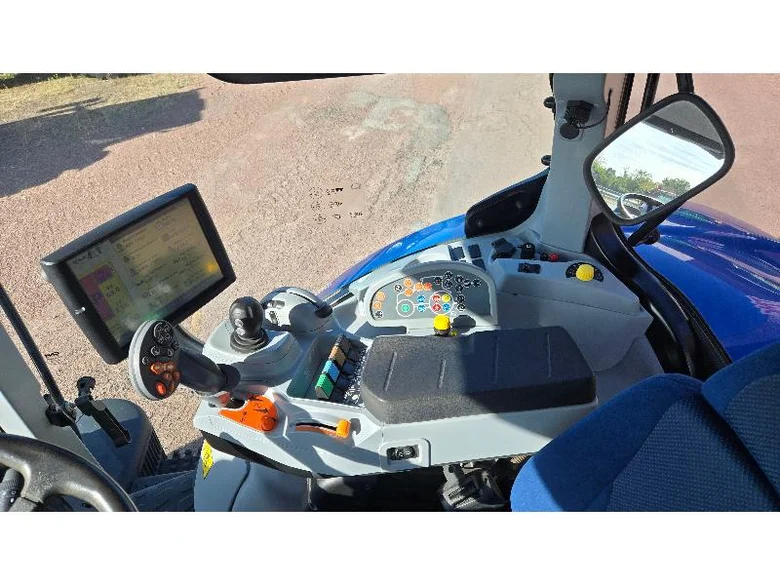 Tracteur NEW-HOLLAND T7.270 AC
