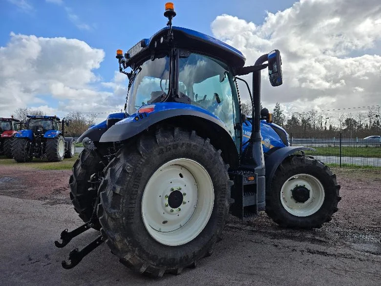 Tracteur NEW-HOLLAND T6.145 AC