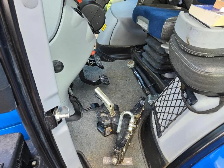 Tracteur NEW-HOLLAND T7.210