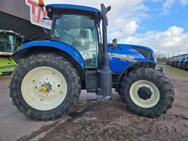 Tracteur NEW-HOLLAND T7.210