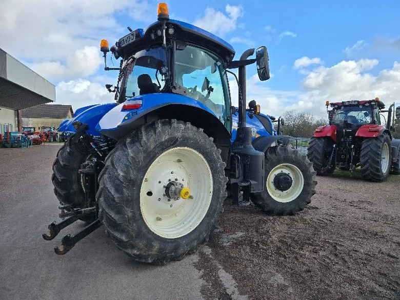 Tracteur NEW-HOLLAND T7.210