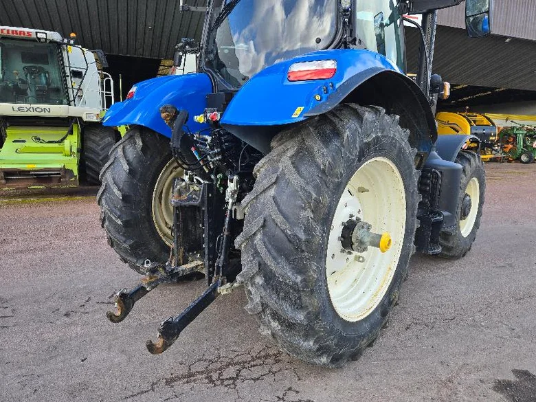 Tracteur NEW-HOLLAND T7.210