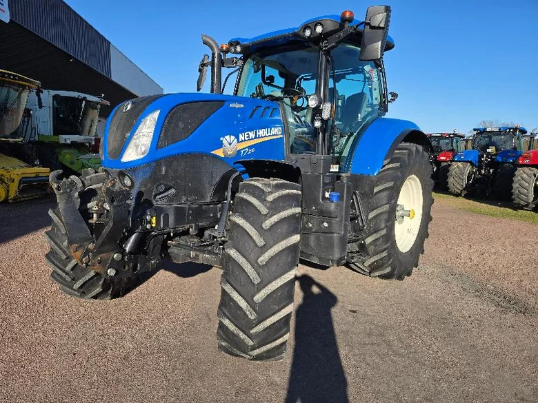 Tracteur NEW-HOLLAND T7.210 AC