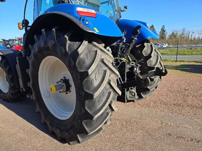 Tracteur NEW-HOLLAND T7.210 AC