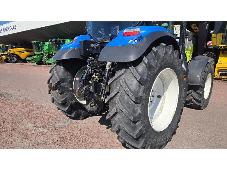Tracteur NEW-HOLLAND T6.145