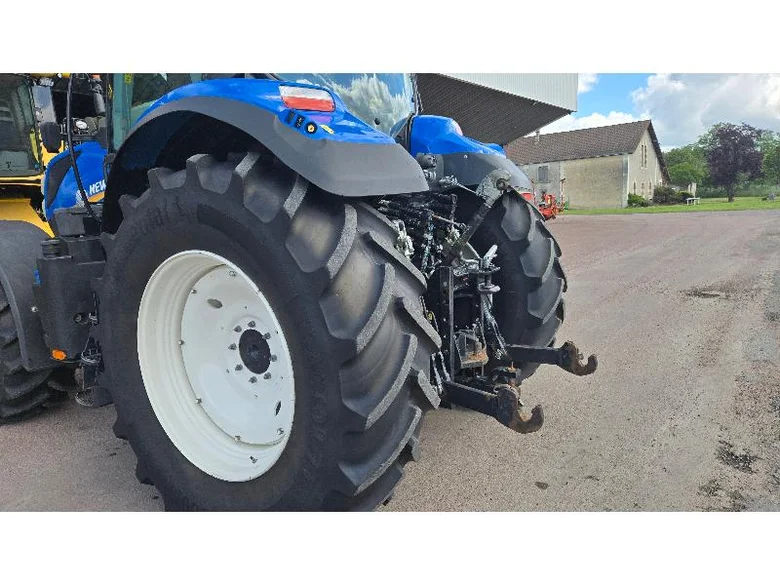 Tracteur NEW-HOLLAND T7.165