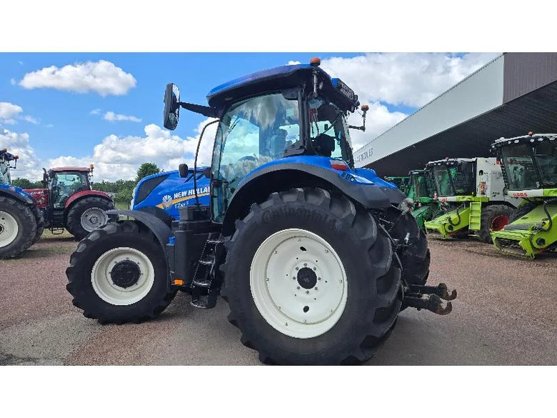 Tracteur NEW-HOLLAND T7.165