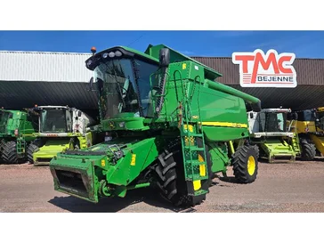 Moissonneuse-batteuse JOHN-DEERE W540