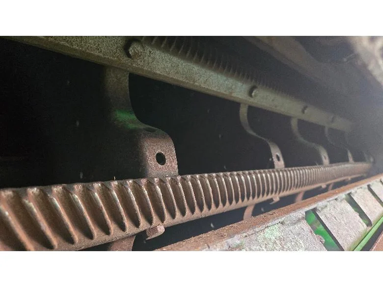 Moissonneuse-batteuse JOHN-DEERE W540