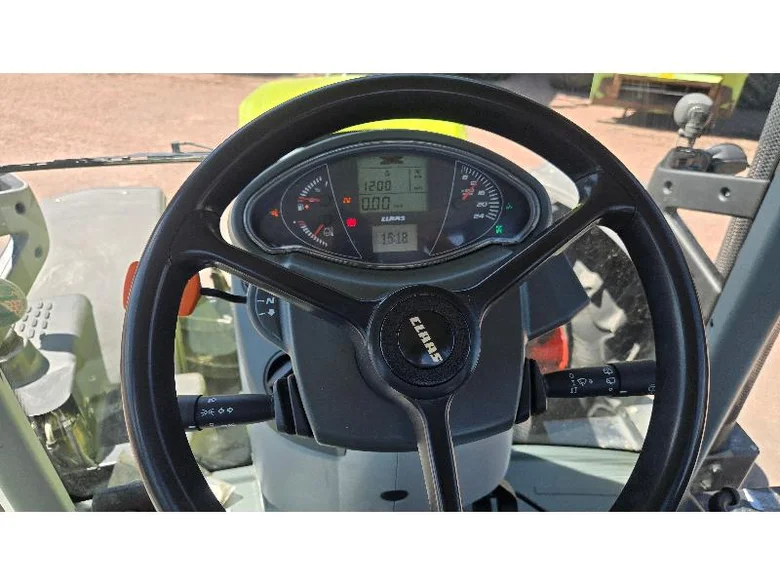 Tracteur CLAAS ARION 650