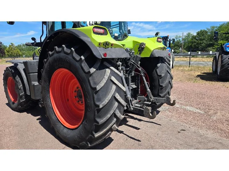 Tracteur CLAAS ARION 650