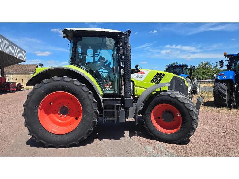 Tracteur CLAAS ARION 650