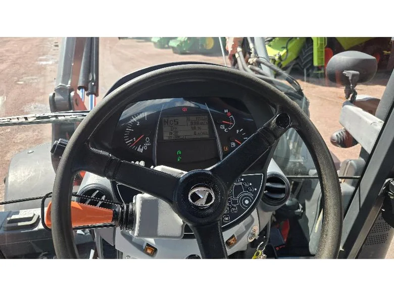Tracteur KUBOTA M7152