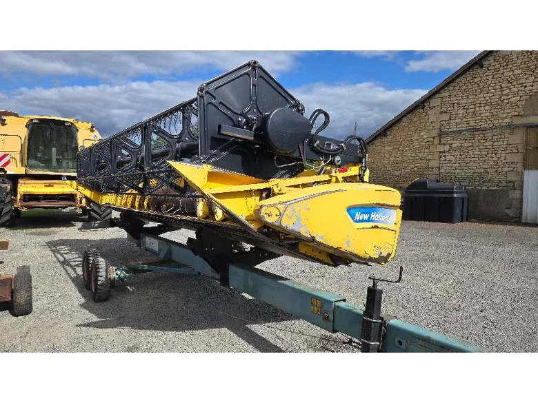 Combine harvester NEW-HOLLAND CX 6080