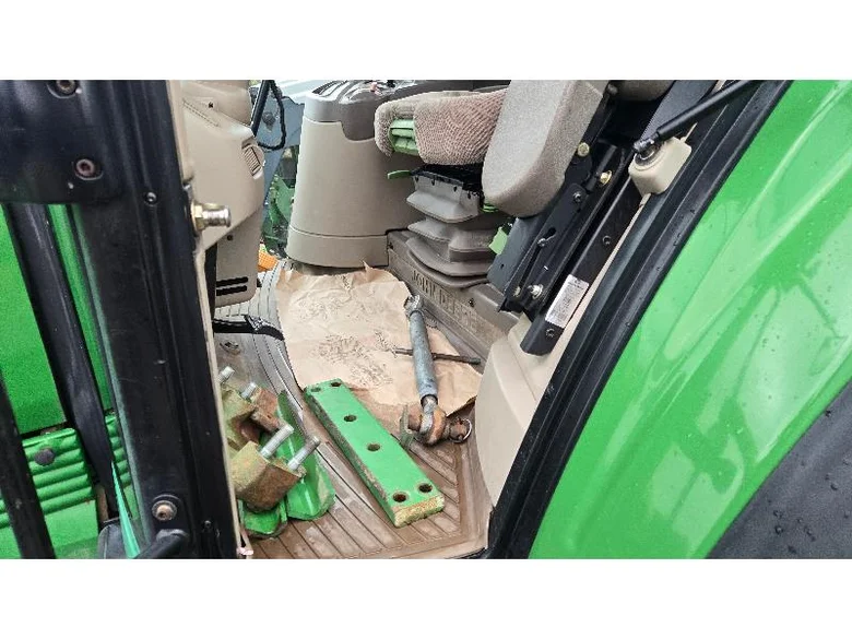 Tractor JOHN-DEERE 6930