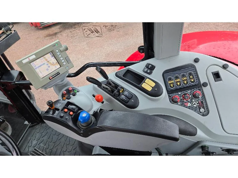 Tractor MASSEY FERGUSON 7485