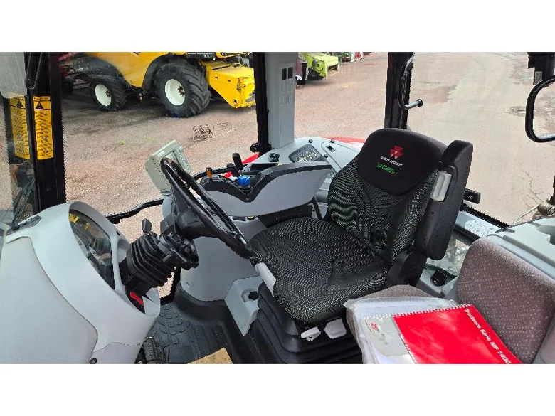 Tractor MASSEY FERGUSON 7485
