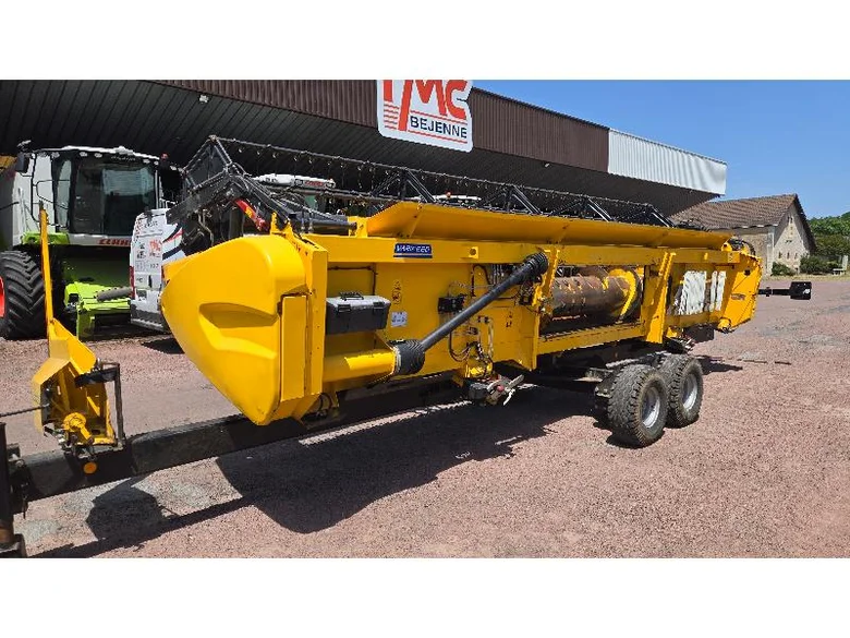 Moissonneuse-batteuse NEW-HOLLAND CX 8.70