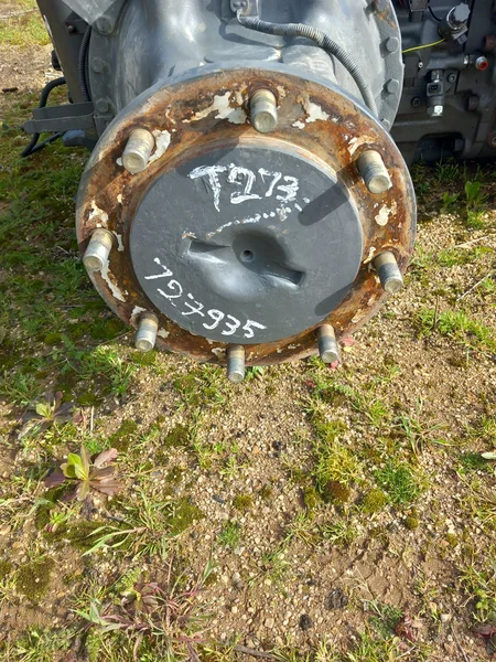 Arbre de roue pour VALMET T213