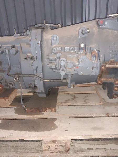 Boite de vitesse complète pour MASSEY FERGUSON 5435