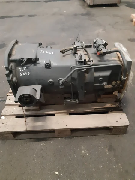 Boite de vitesse complète pour MASSEY FERGUSON 6445