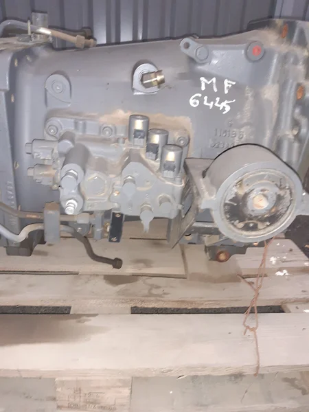 Boite de vitesse complète pour MASSEY FERGUSON 6445