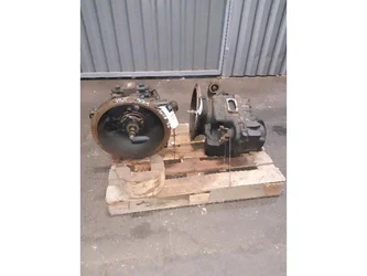Boite de vitesse complète pour MANITOU MLT 735