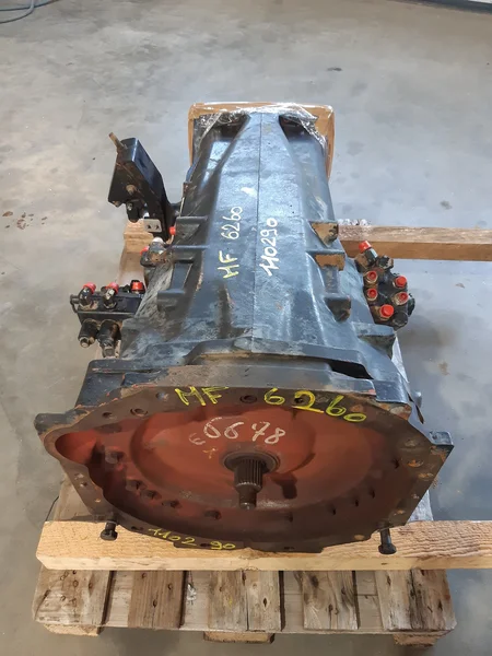 Boite de vitesse complète pour MASSEY FERGUSON 6260