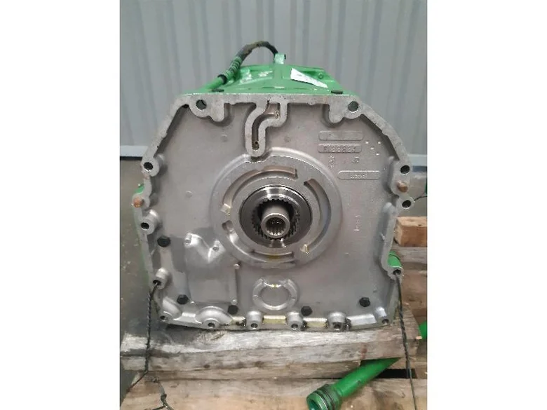 Boite de vitesse complète pour JOHN-DEERE 6100