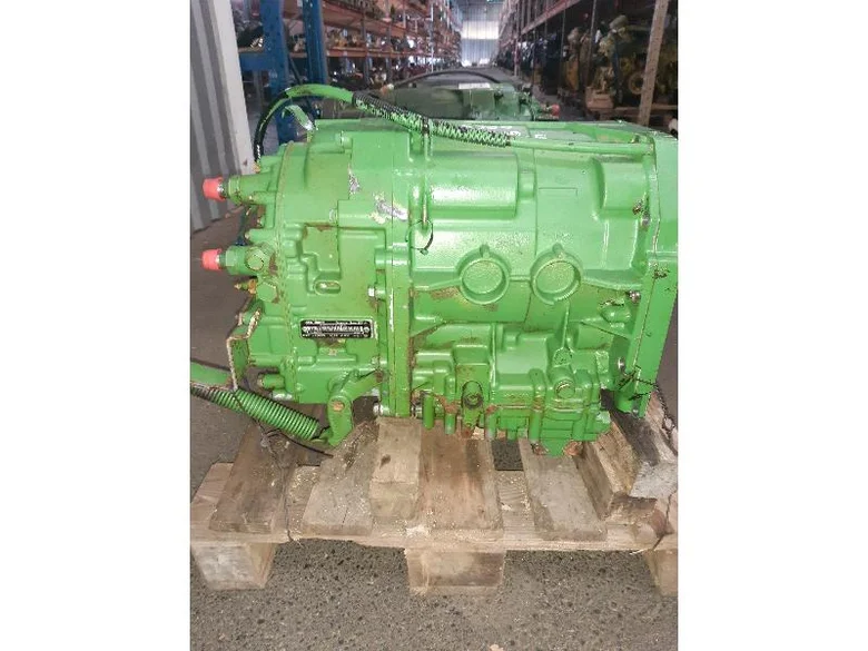 Boite de vitesse complète pour JOHN-DEERE 6100