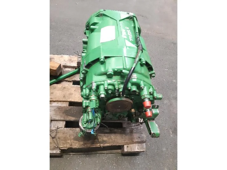 Boite de vitesse complète pour JOHN-DEERE 6100