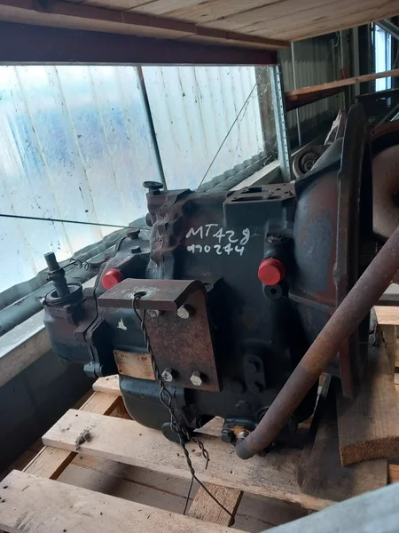 Boite de vitesse complète pour MANITOU MT 728