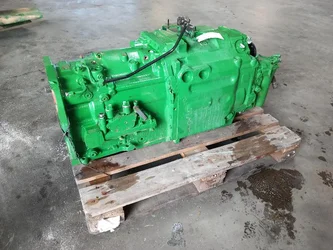 Boite de vitesse complète pour JOHN-DEERE 6155 R