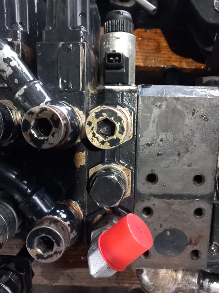 Distribuidor hidráulico para DEUTZ FAHR 6150