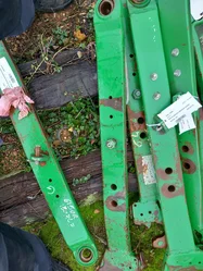 Bras inférieur pour JOHN-DEERE 6150 R
