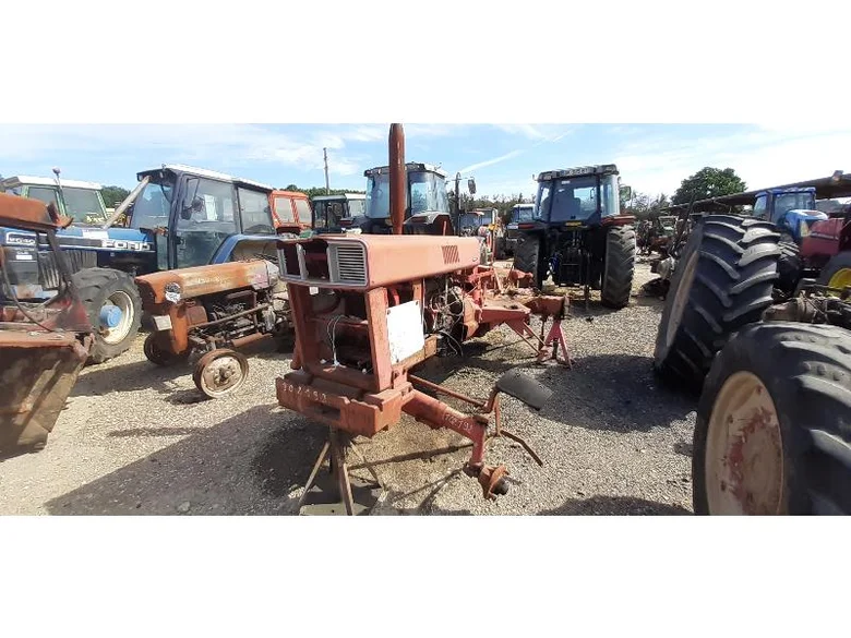 Bras inférieur pour CASE IH 844