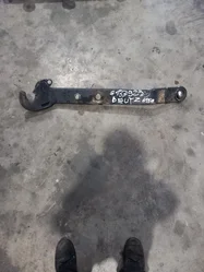 Bras inférieur pour DEUTZ FAHR 6150