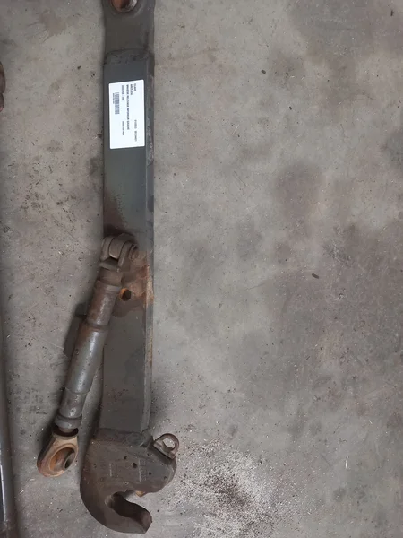 Bras inférieur pour CLAAS ARES 556