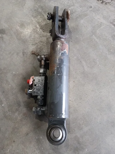 Relevage avant pour KUBOTA M8540 DTH