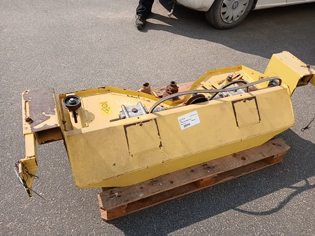 Eparpilleur de menue paille pour NEW-HOLLAND TX 36