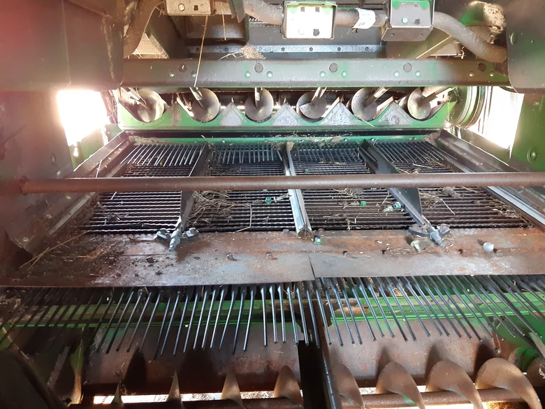 Grille et pré-grille pour JOHN-DEERE 9540 WTS