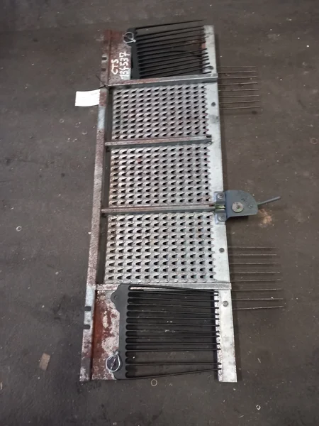 Grille et pré-grille pour JOHN-DEERE CTS