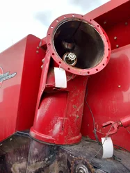 Coude et embase vis de vidange pour CASE IH AXIAL-FLOW 8010
