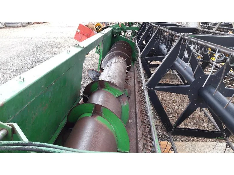 Rabatteur pour JOHN-DEERE 818