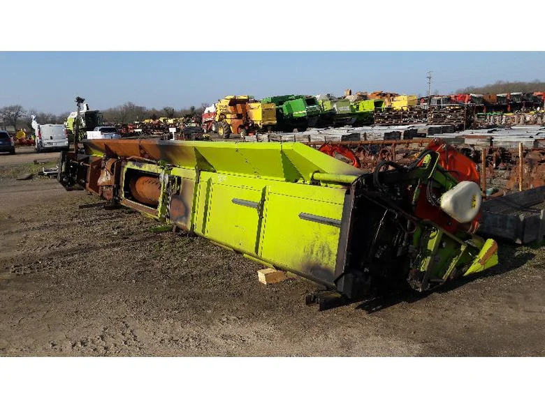 Cylinder for CLAAS V900
