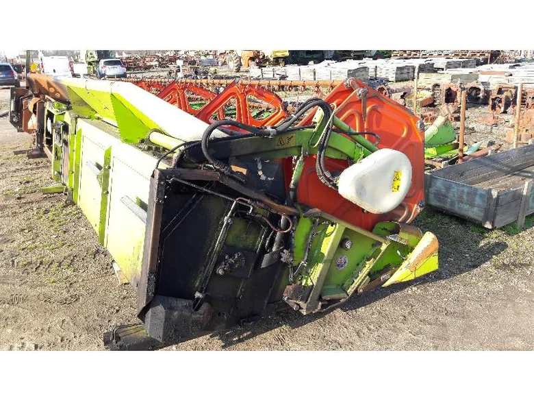 Cylinder for CLAAS V900