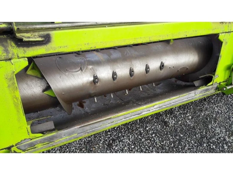 Sortie moteur pour CLAAS LEXION 570
